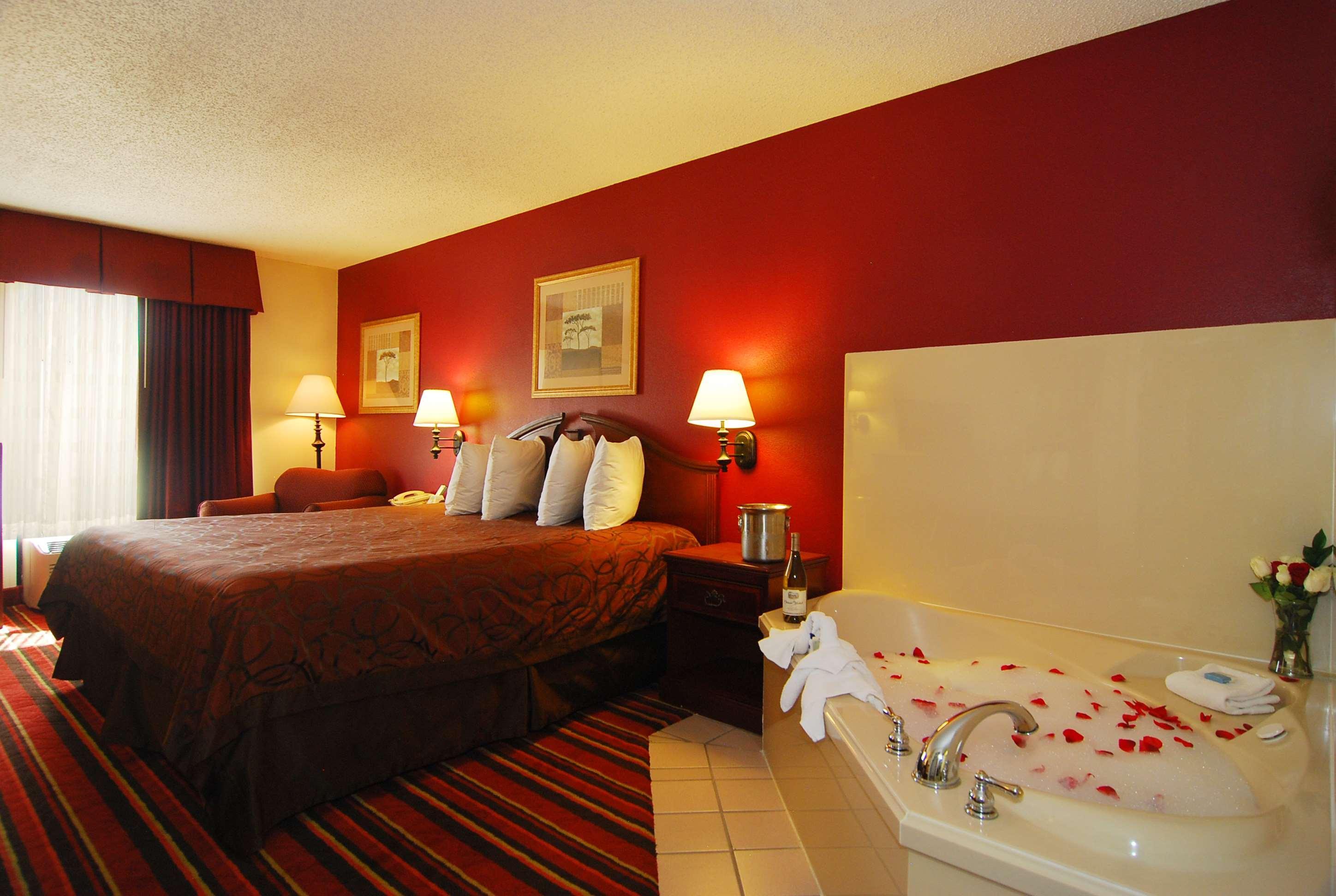 Best Western Lindale Inn Exteriér fotografie