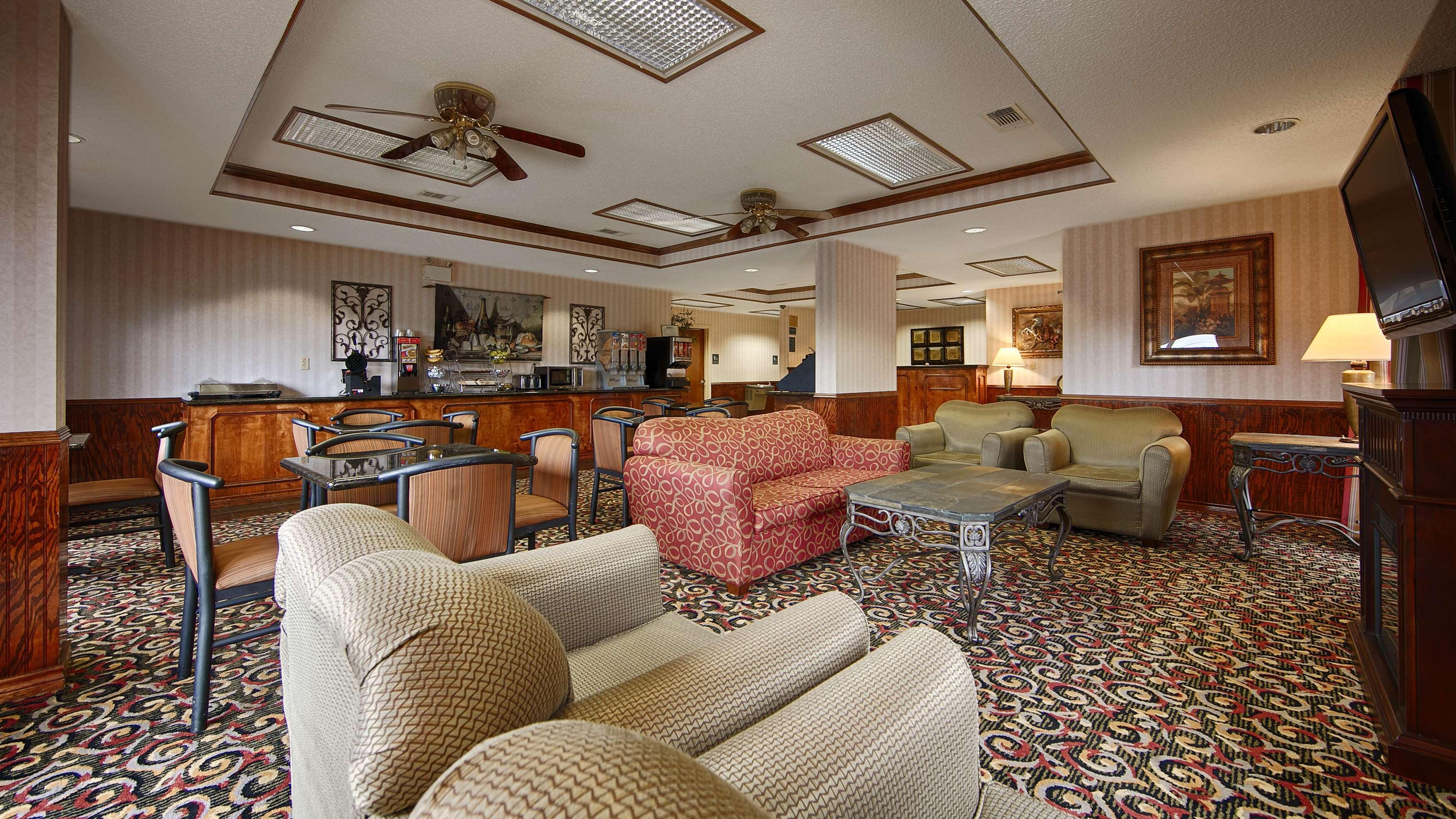 Best Western Lindale Inn Exteriér fotografie