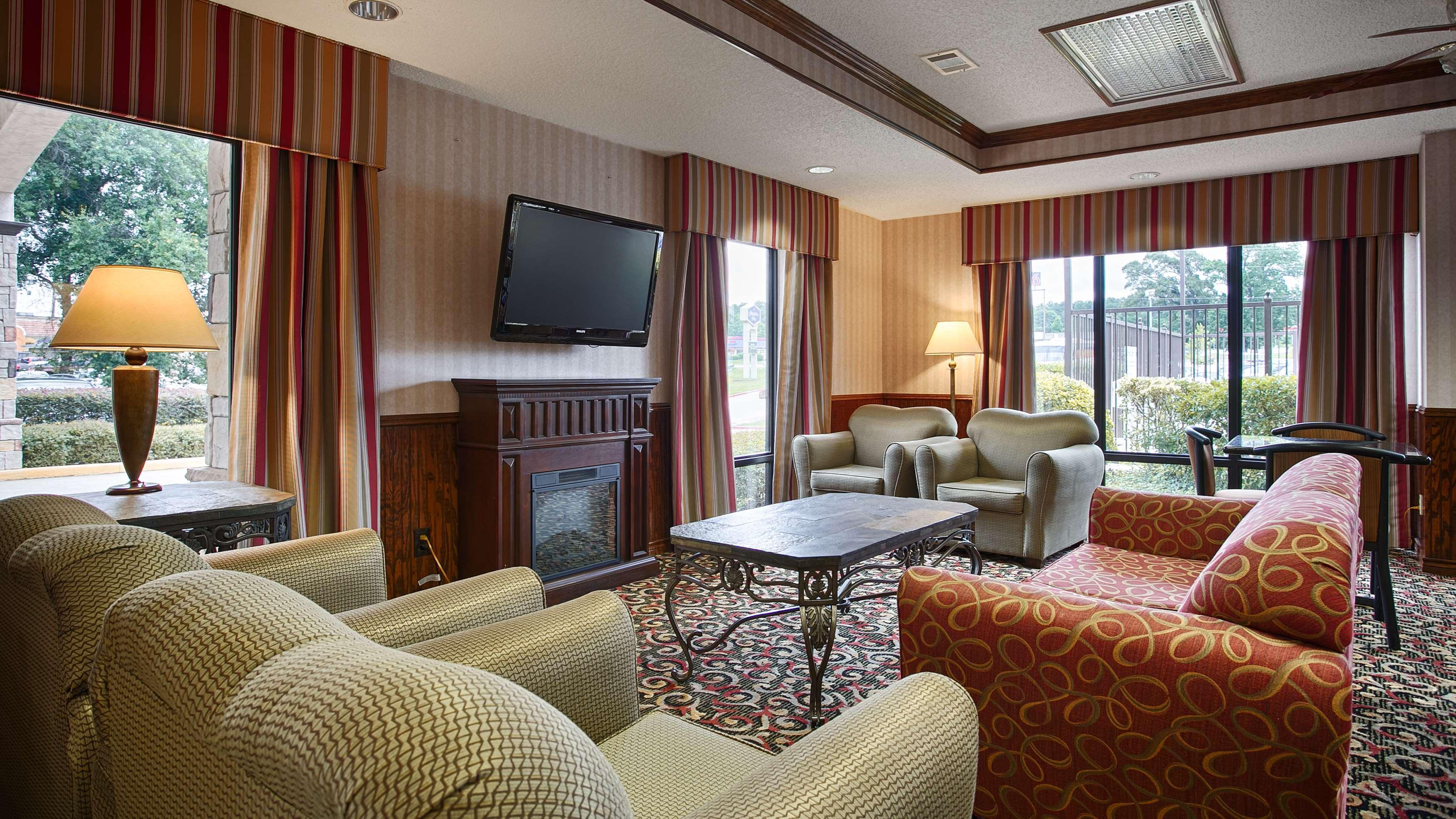 Best Western Lindale Inn Exteriér fotografie